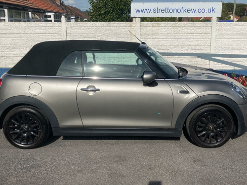 MINI Convertible  1.5 Convertible Cooper Classic