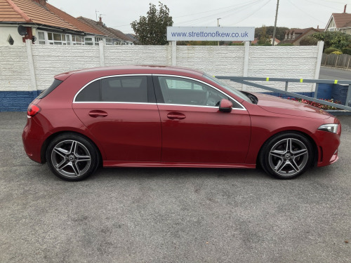 Mercedes-Benz A-Class A180 1.3 A180 AMG Line