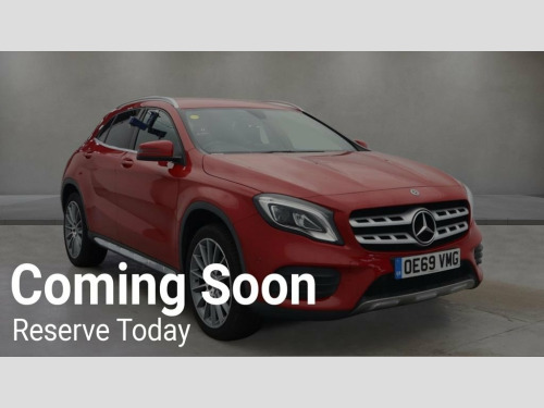 Mercedes-Benz GLA-Class GLA180 1.6 GLA180 AMG Line Edition SUV 5dr Petrol 7G-DCT 