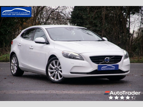 Volvo V40  1.6 D2 SE Lux Hatchback 5dr Diesel Manual Euro 5 (