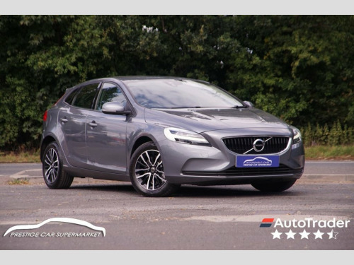 Volvo V40  2.0 T3 Momentum Hatchback 5dr Petrol Manual Euro 6