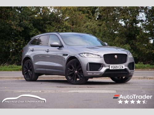 Jaguar F-PACE  2.0 D180 Chequered Flag SUV 5dr Diesel Auto AWD Eu
