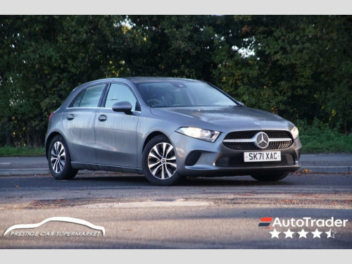 Mercedes-Benz A-Class A180 1.3 A180 SE Hatchback 5dr Petrol Manual Euro 6 (s/