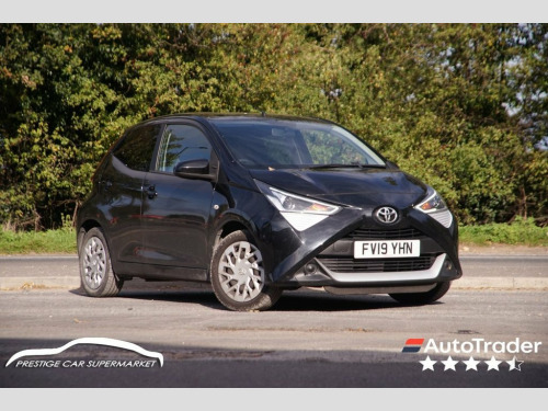 Toyota AYGO  1.0 VVT-i x-play Hatchback 5dr Petrol Manual Euro 