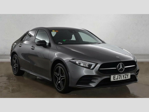 Mercedes-Benz A-Class  1.3 A250e 15.6kWh AMG Line Edition (Premium) Saloo 