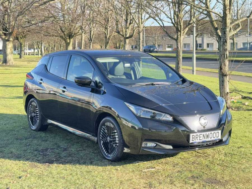 Nissan Leaf  39kWh Tekna Hatchback 5dr Electric Auto (150 ps)