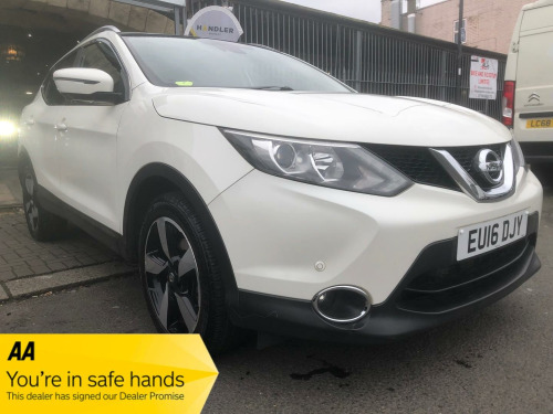 Nissan Qashqai  1.2 DIG-T N-Connecta XTRON 2WD Euro 6 (s/s) 5dr