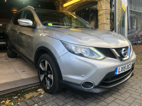 Nissan Qashqai  1.2 DIG-T n-tec+ XTRON 2WD Euro 5 (s/s) 5dr 