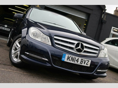 Mercedes-Benz C-Class C180 1.6 C180 BLUEEFFICIENCY EXECUTIVE SE 4d 154 BHP