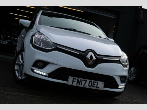 Renault Clio  1.2 16V Dynamique Nav Hatchback 5dr Petrol Manual 