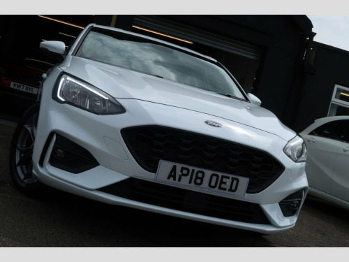 Ford Focus  1.0T EcoBoost ST-Line Hatchback 5dr Petrol Manual 