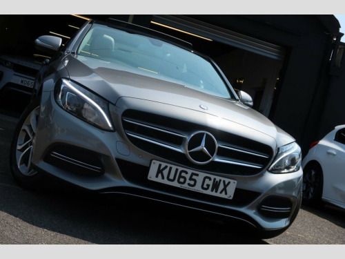 Mercedes-Benz C-Class  2.1 C220d Sport (Premium) Saloon 4dr Diesel 7G-Tro
