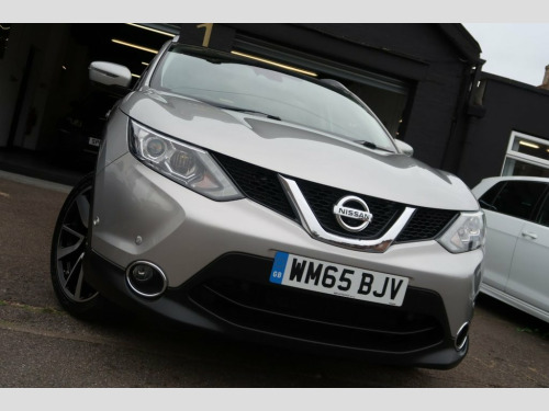 Nissan Qashqai  1.2 DIG-T Tekna SUV 5dr Petrol Manual 2WD Euro 6 (