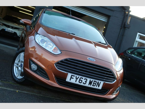 Ford Fiesta  1.6 Zetec Hatchback 5dr Petrol Powershift Euro 5 ( 