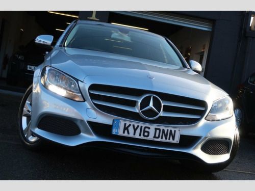 Mercedes-Benz C-Class C200 2.0 C200 SE Saloon 4dr Petrol 7G-Tronic+ Euro 6 (s 