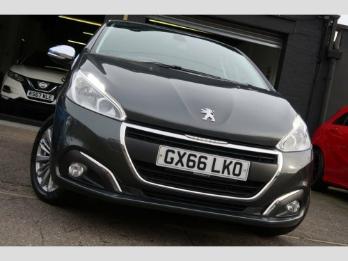 Peugeot 208  1.2 PureTech Allure Hatchback 5dr Petrol EAT Euro  