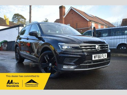 Volkswagen Tiguan  2.0 TDI BlueMotion Tech SEL SUV 5dr Diesel Manual 