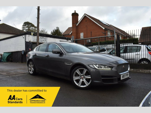 Jaguar XE  2.0i Portfolio Saloon 4dr Petrol Auto Euro 6 (s/s)