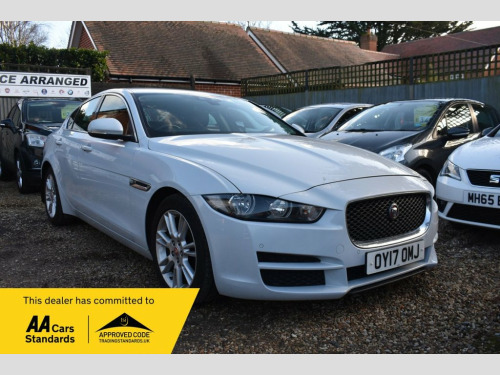 Jaguar XE  2.0d Prestige Saloon 4dr Diesel Auto Euro 6 (s/s) 