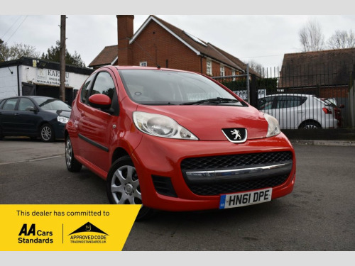 Peugeot 107  1.0 12V Urban Hatchback 3dr Petrol Manual Euro 5 (