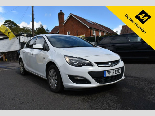 Vauxhall Astra  1.4 16v Exclusiv Hatchback 5dr Petrol Manual Euro 