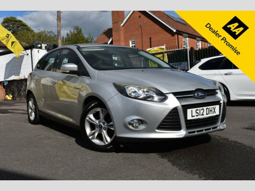 Ford Focus  1.6 Zetec Hatchback 5dr Petrol Powershift Euro 5 (