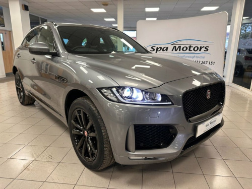 Jaguar F-PACE  2.0 D180 Chequered Flag SUV 5dr Diesel Auto AWD Eu