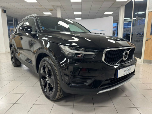 Volvo XC40  2.0 T4 Momentum SUV 5dr Petrol Auto AWD Euro 6 (s/