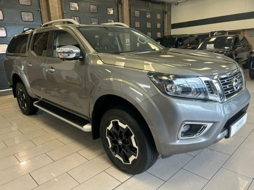 Nissan Navara  2.3 dCi Tekna Pickup Double Cab 4dr Diesel Auto 4W
