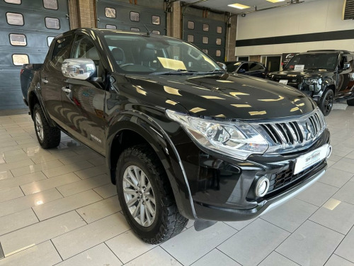 Mitsubishi L200  2.4 DI-D DC Warrior Pickup Double Cab 4dr Diesel A