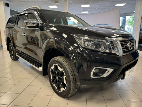 Nissan Navara  2.3 dCi Tekna Pickup Double Cab 4dr Diesel Auto 4W