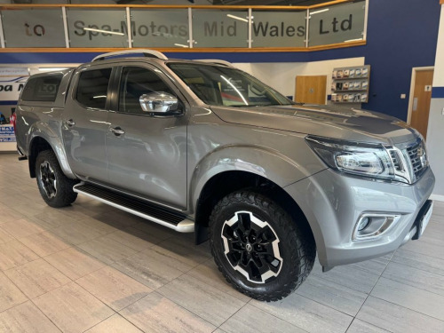 Nissan Navara  2.3 dCi Tekna Pickup Double Cab 4dr Diesel Manual 