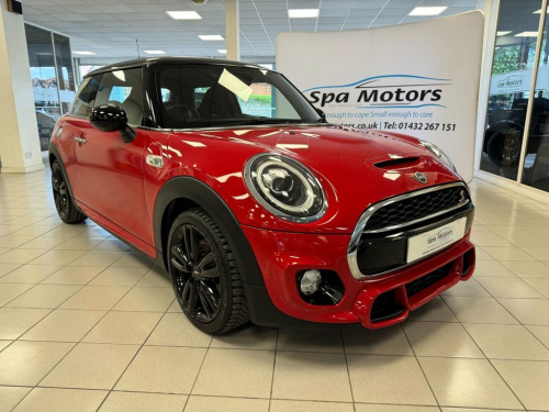 MINI Hatch  2.0 Cooper S Sport Hatchback 3dr Petrol Manual Eur