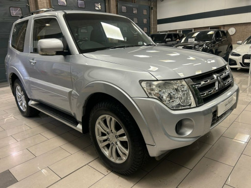 Mitsubishi Shogun  3.2 DI-DC SG2 4work SUV 3dr Diesel Manual 4WD L1 (