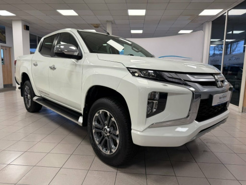 Mitsubishi L200  2.2 DI-D DC Barbarian Pickup Double Cab 4dr Diesel 