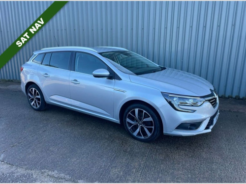 Renault Megane  1.3 TCe Iconic Sport Tourer 5dr Petrol Manual Euro