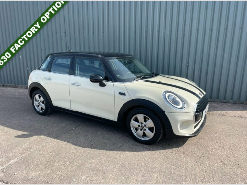 MINI Hatch  1.5 Cooper Hatchback 5dr Petrol Steptronic Euro 6 