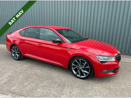 Skoda Superb  2.0 TSI SportLine Hatchback 5dr Petrol DSG Euro 6 