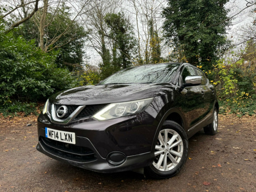 Nissan Qashqai  1.2 DIG-T Visia 2WD Euro 5 (s/s) 5dr