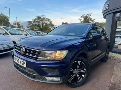 Volkswagen Tiguan  2.0 TDI BlueMotion Tech SE Navigation DSG 4Motion Euro 6 (s/s) 5dr