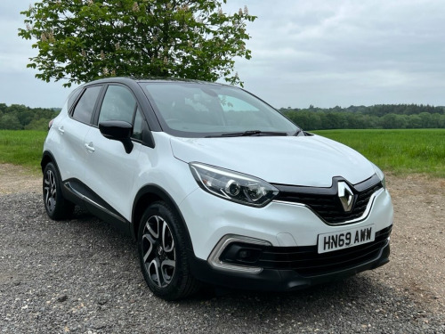 Renault Captur  0.9 TCe ENERGY Iconic SUV 5dr Petrol Manual Euro 6