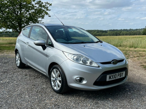 Ford Fiesta  1.25 Zetec Hatchback 3dr Petrol Manual (133 g/km, 
