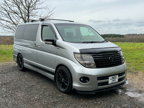 Nissan Elgrand  3.5L 