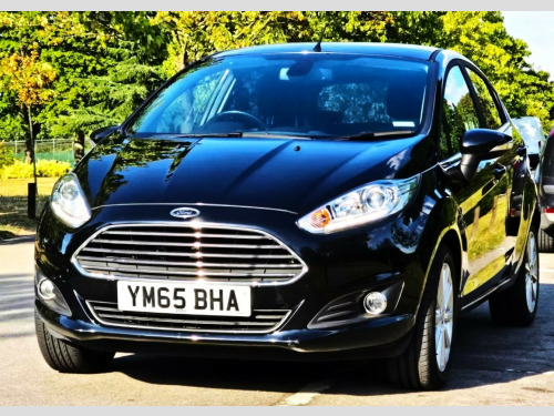 Ford Fiesta  TITANIUM 5-Door