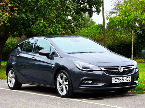 Vauxhall Astra  SRI 5-Door