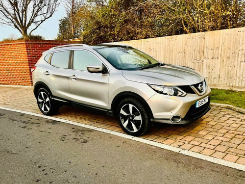 Nissan Qashqai  N-TEC PLUS DIG-T XTRONIC 5-Door