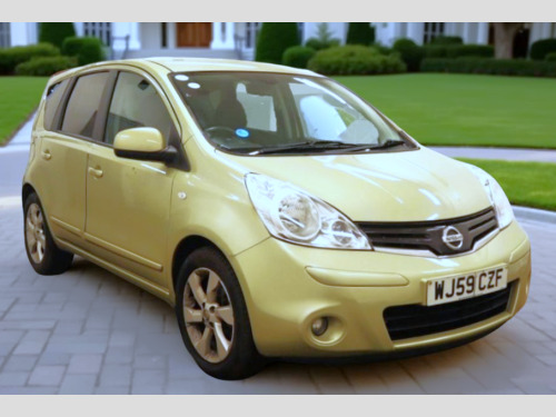 Nissan Note TEKNA 5-Door