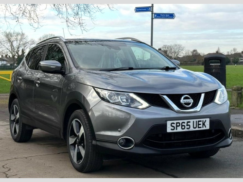 Nissan Qashqai  N-TEC PLUS DIG-T XTRONIC 5-Door