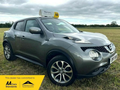 Nissan Juke  TEKNA DIG-T XTRONIC 5-Door