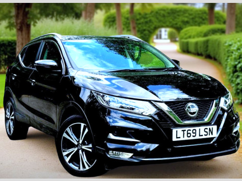 Nissan Qashqai  DIG-T N-CONNECTA 5-Door 